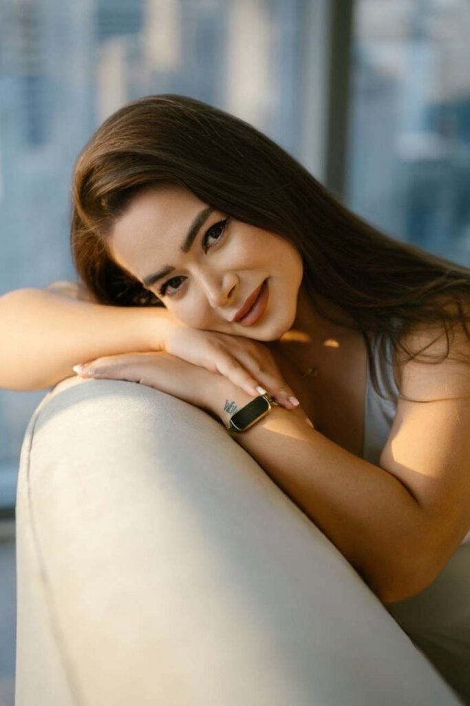 Maedeh-Naz-Roxara-Aesthetic